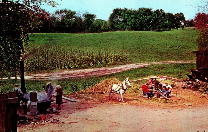 Frontier City - Vintage Postcard (newer photo)